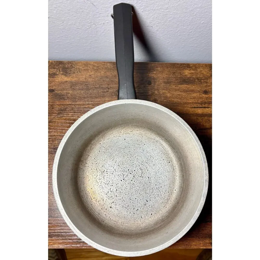 Vintage Club Aluminum Cookware 2 Quart Brown Saucepan Sauce Pot With Lid